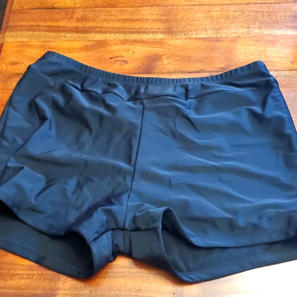 XL swim shorts, never worn